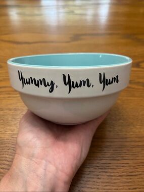 Ceramic 'Yummy, Yum, Yum' Light Blue Interior Serving Bowl